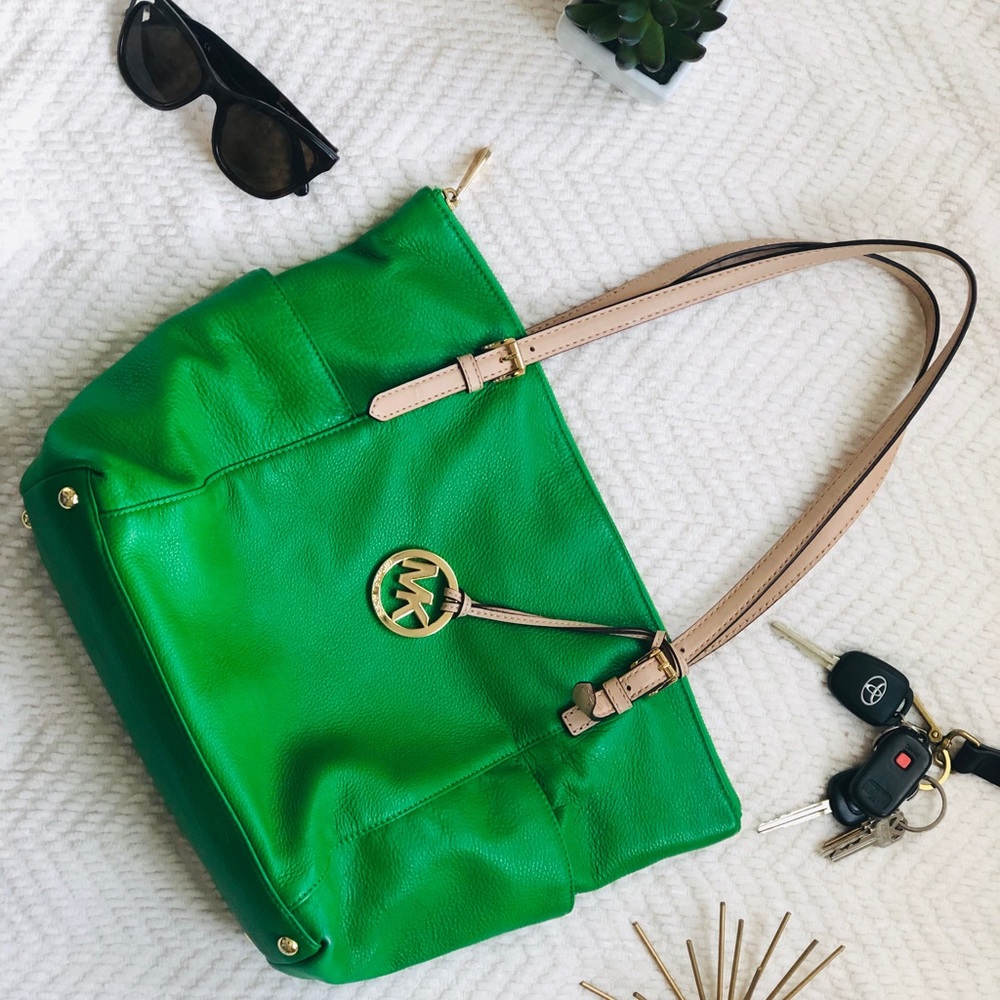 Michael Kors Jet Set Ew Tz Green Leather Tote
